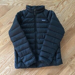 Like New Boys Patagonia Jacket Size XL (Size 14)